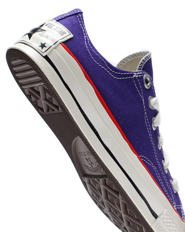 Converse red white and blue shoes deals